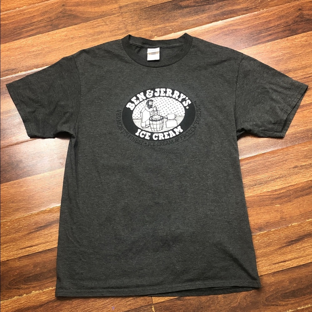 !!!!!! SOLD !!!!!! Men’s Medium Gray Employee Staff New York City
